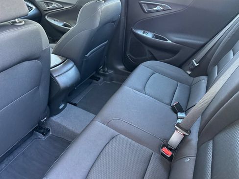 Used 2024 Chevrolet Malibu RS FWD image 12