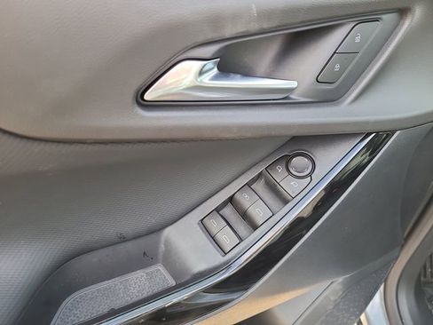 New 2026 Chevrolet Equinox LT w/ Safety and Technology Package image 16