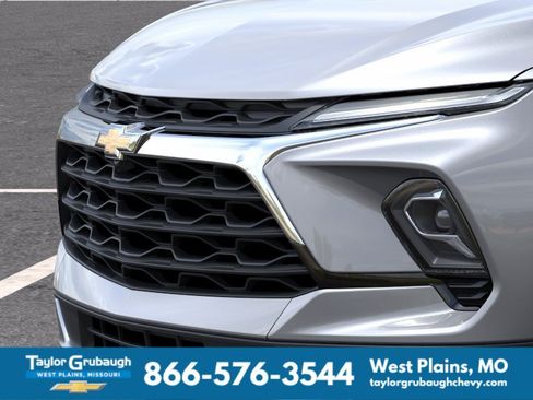 New 2026 Chevrolet Blazer LT w/ Convenience Package FWD image 13