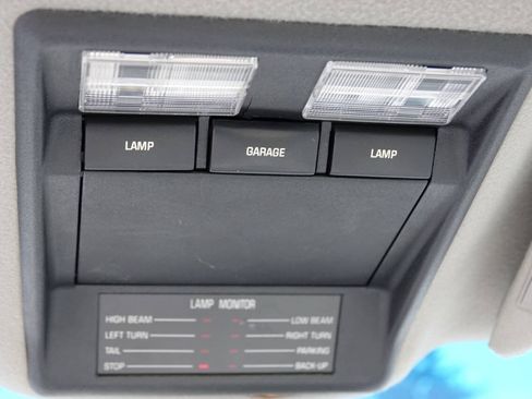Used 1993 Buick Park Avenue Ultra FWD image 80