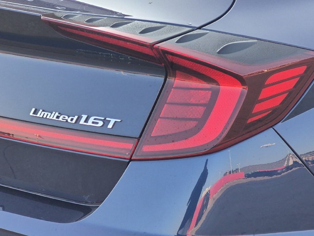 Used 2020 Hyundai Sonata Limited FWD image 28