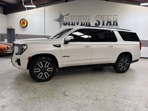 Used 2022 GMC Yukon XL AT4 w/ Max Trailering Package AWD/4WD image 2