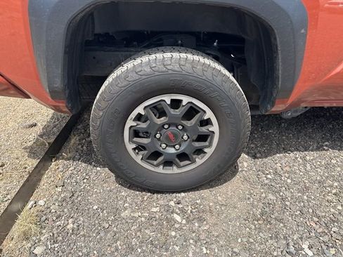 Used 2025 Toyota Tacoma TRD Off-Road image 8