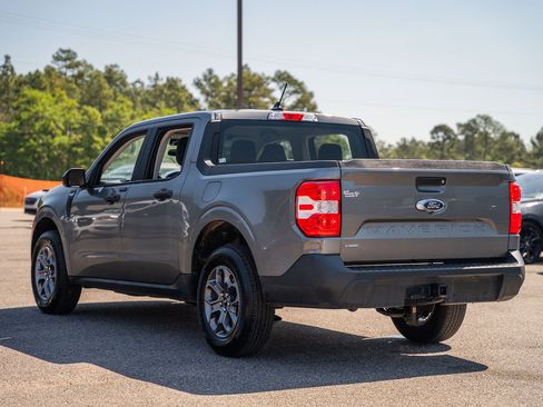 Certified 2024 Ford Maverick XLT image 5