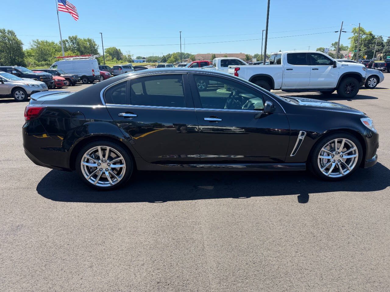 Used 2015 Chevrolet SS RWD image 7