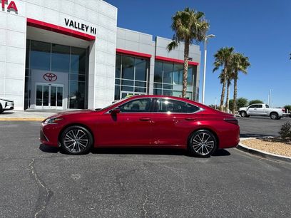 Used 2025 Lexus ES 350 w/ Premium Package