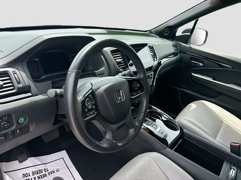Used 2021 Honda Passport Touring image 9