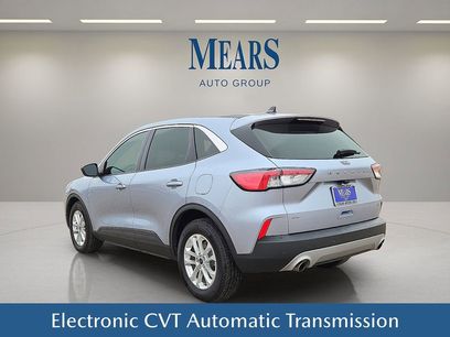 Used 2022 Ford Escape SE w/ Cold Weather Package