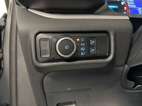 Used 2023 Ford Explorer XLT w/ Equipment Group 202A image 20