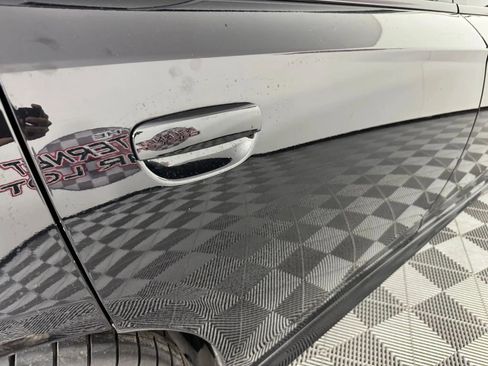 Used 2018 Dodge Charger SRT Hellcat RWD image 29