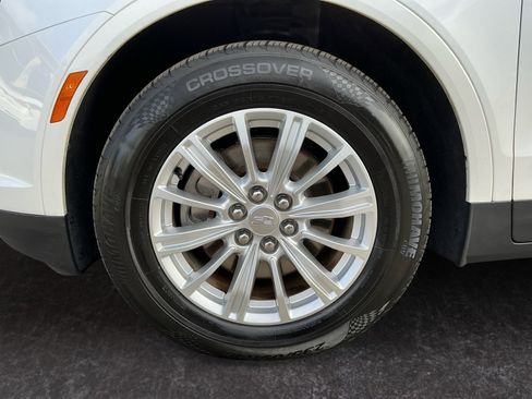 Used 2018 Cadillac XT5 FWD image 10