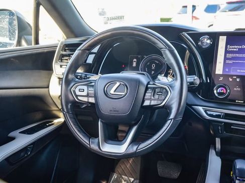 Certified 2024 Lexus RX 350h image 17