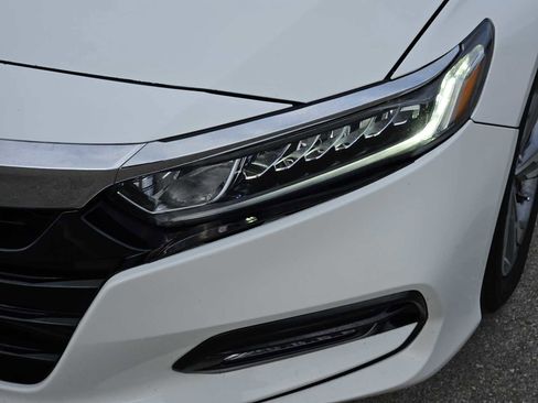 Used 2020 Honda Accord EX image 7