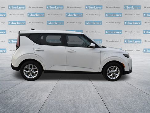 Used 2024 Kia Soul LX w/ Option Group 015 image 4