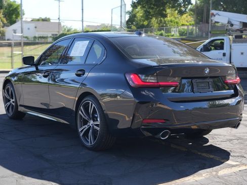 Used 2023 BMW 330i Sedan w/ Premium Package RWD image 3