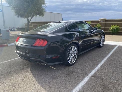 Used 2019 Ford Mustang GT Premium image 4