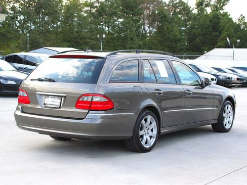 Used 2008 Mercedes-Benz E 350 4MATIC Wagon image 7
