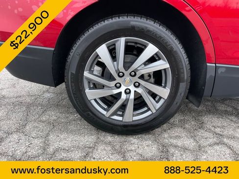 Used 2023 Chevrolet Equinox Premier image 11