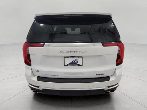 Used 2025 GMC Yukon XL Denali AWD/4WD image 25