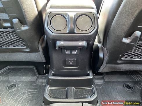 Used 2018 Jeep Wrangler Unlimited Rubicon image 21