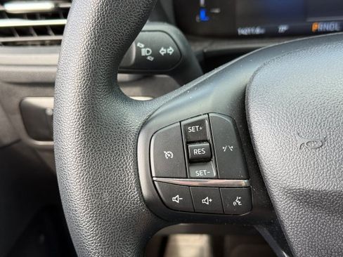 Used 2025 Ford Escape Active AWD/4WD image 30