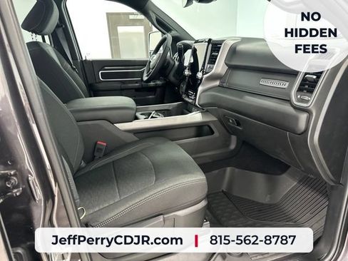 New 2026 RAM 2500 Big Horn AWD/4WD image 6