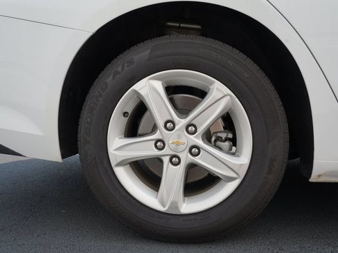 Used 2023 Chevrolet Malibu LT FWD image 29