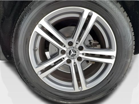 Used 2022 Mercedes-Benz GLC 300 GLC 300 NAV,CAM,PANO,HTD STS,B w/ Premium Package Lite image 39