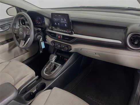 Used 2020 Kia Forte LXS image 28