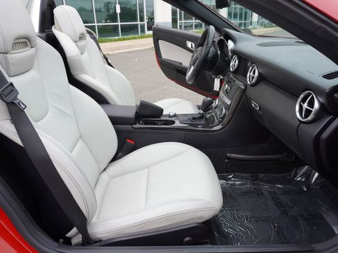 Used 2012 Mercedes-Benz SLK 350 image 13