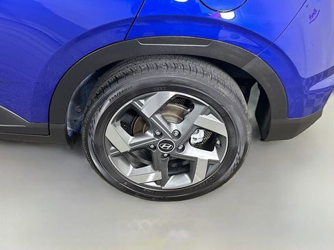 Certified 2023 Hyundai Venue Limited w/ Cargo Package image 34