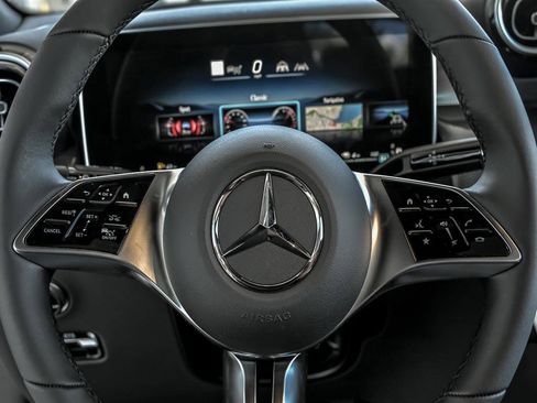 New 2026 Mercedes-Benz GLC 350e 4MATIC image 14