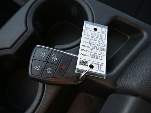 Used 2023 Chevrolet Silverado 1500 LT image 46