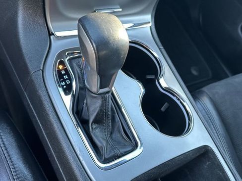 Used 2021 Jeep Grand Cherokee Laredo X image 20