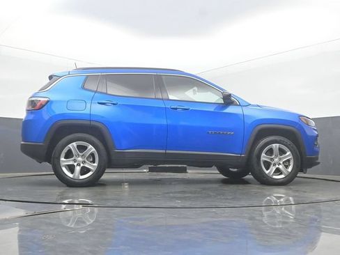 Used 2024 Jeep Compass Latitude AWD/4WD image 50