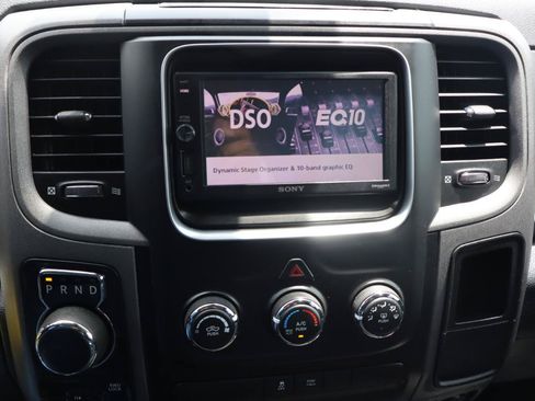 Used 2017 RAM 1500 Express AWD/4WD image 20