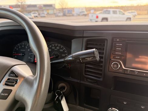 Used 2018 Nissan NV 2500 SV image 17