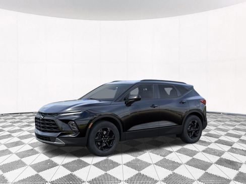 New 2026 Chevrolet Blazer LT w/ Convenience Package AWD/4WD image 5