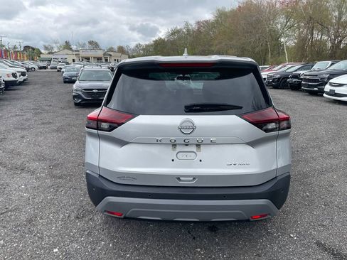 Used 2023 Nissan Rogue SV AWD/4WD image 6