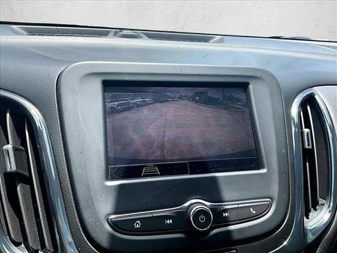 Used 2022 Chevrolet Equinox RS FWD image 23