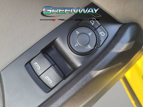 Used 2018 Chevrolet Camaro SS image 16