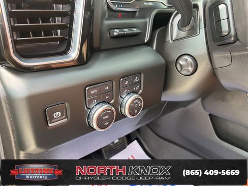 Used 2024 GMC Sierra 1500 Denali Ultimate image 7