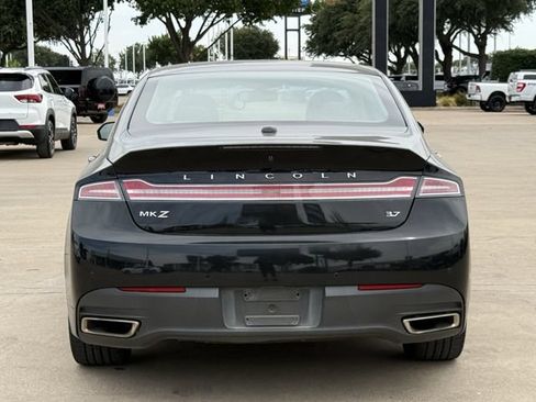 Used 2013 Lincoln MKZ FWD image 6