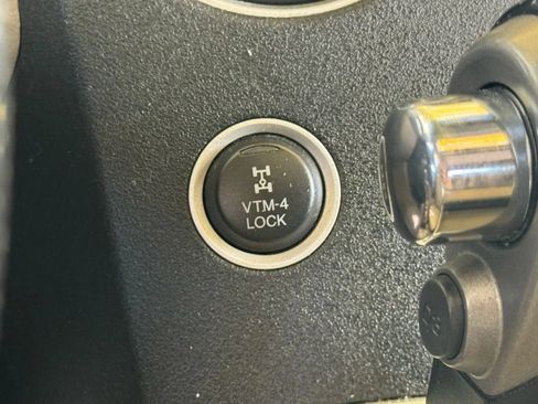 Used 2011 Honda Pilot EX-L image 25