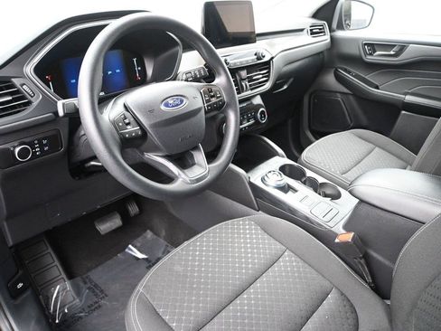 Used 2025 Ford Escape Active FWD image 2