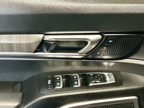 Used 2023 Kia Telluride SX image 18