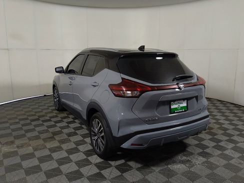 Used 2023 Nissan Kicks SV FWD image 6