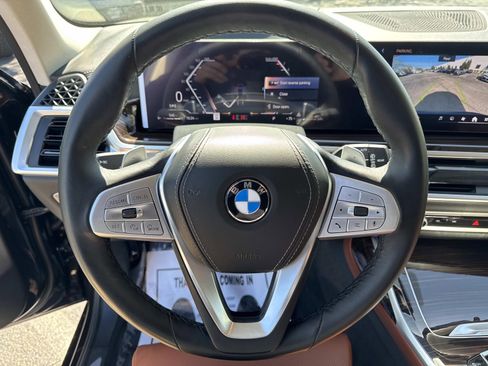 Used 2026 BMW X7 xDrive40i w/ Premium Package AWD/4WD image 30