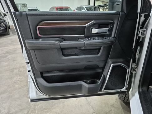 Used 2024 RAM 2500 Laramie AWD/4WD image 22