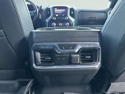 Used 2021 GMC Sierra 1500 SLT w/ SLT Premium Package AWD/4WD image 13